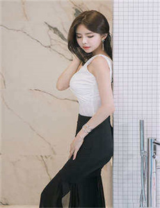 《女人被躁到高潮嗷嗷叫免费》