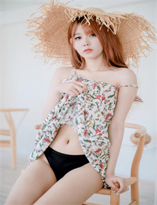 《55岁大妈专钓小鲜肉》